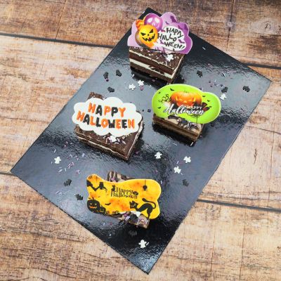  dessert with cute halloween-auflger  Dessert mit niedlichen Halloween-auflger