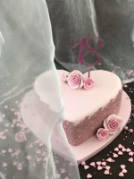 Feinzuckerrosen Rosa groß auf Torte