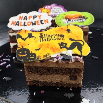  dessert with cute halloween-auflger  Dessert mit niedlichen Halloween-auflger