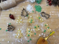 Weihnachtskekse mit Streuseln