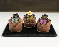 Schokotörtchen mit Schokoladenblumen