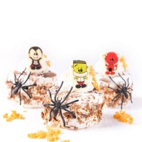 Schokoladenaufleger Halloween Figuren auf Gebäck 